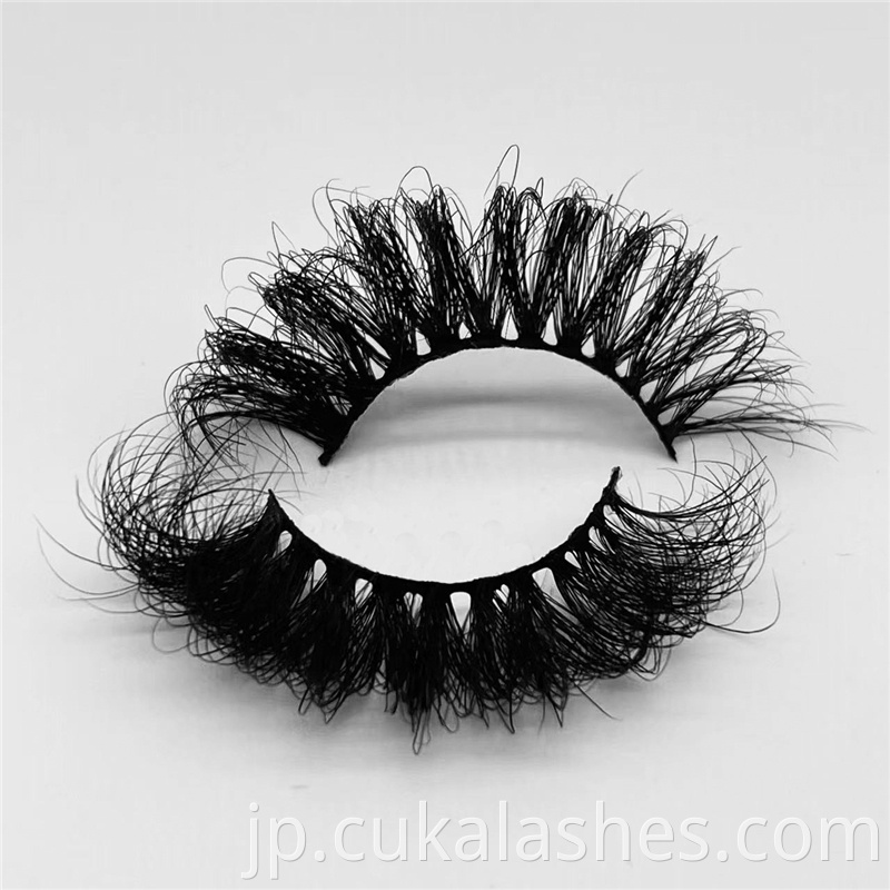 Dramatic Russian Lashes